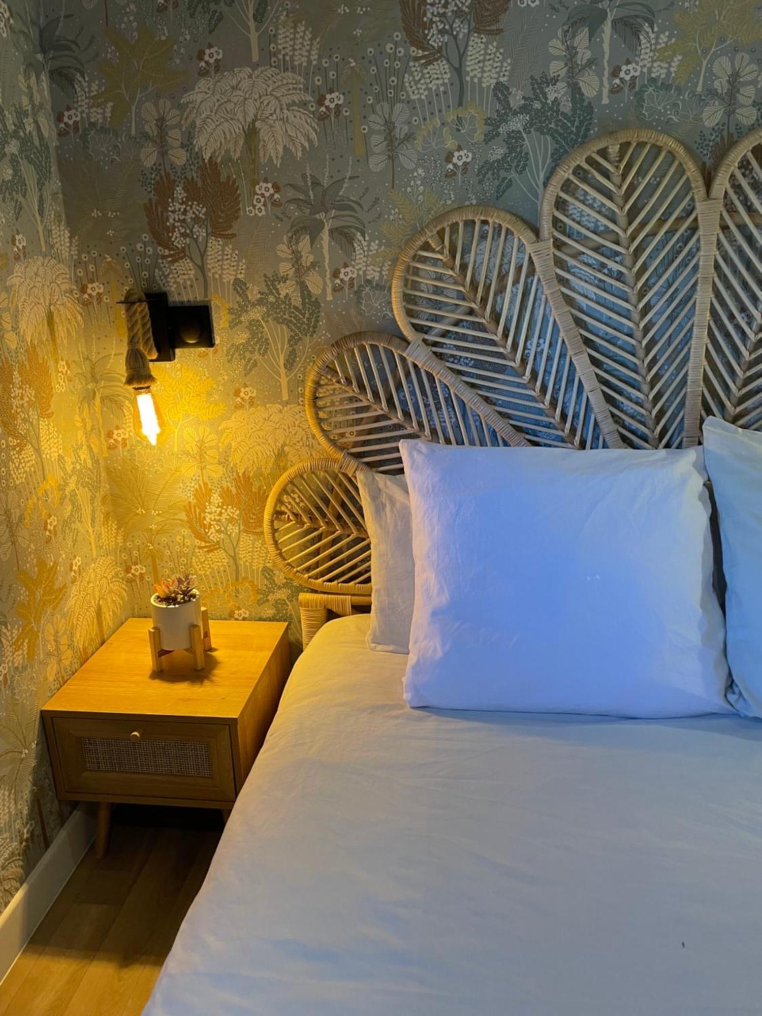 Peniche Le Pescalune - Chambre D'Hotes Arles Dış mekan fotoğraf